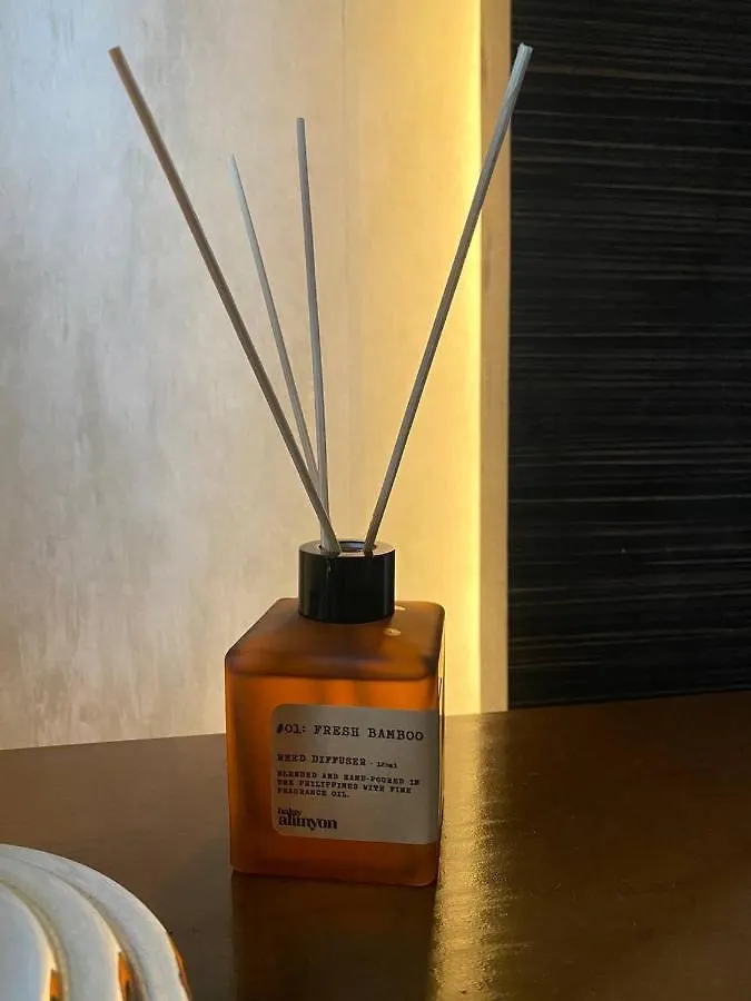 Apartment Azure Staycation At The Hows Manila