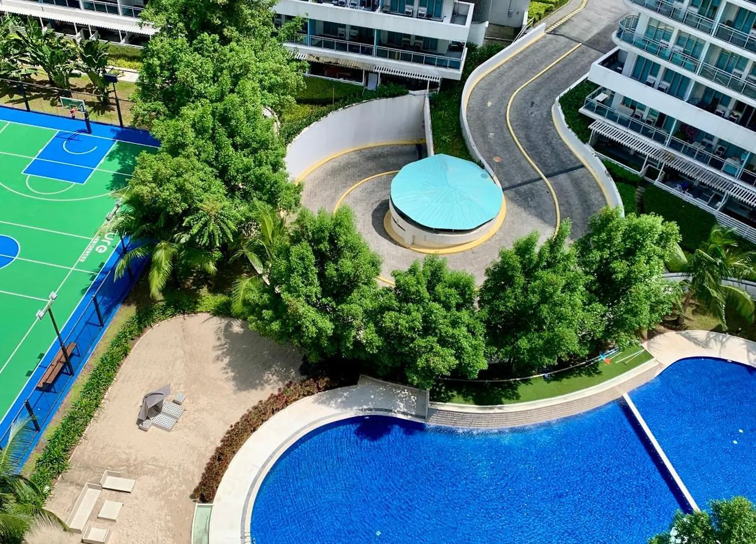 Azure Staycation At The Hows Manila